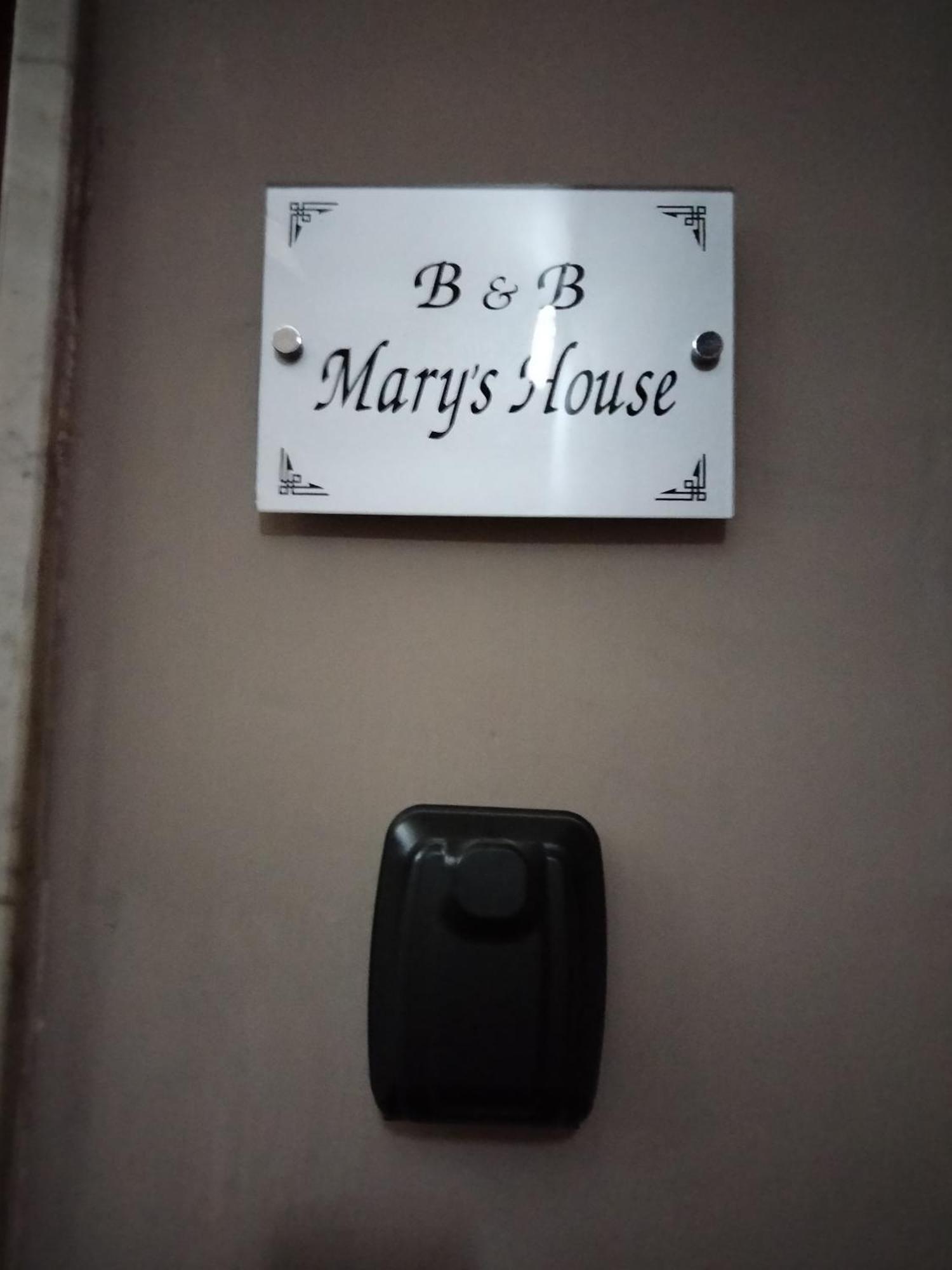 Apartament Mary House Napoli Centro Zewnętrze zdjęcie